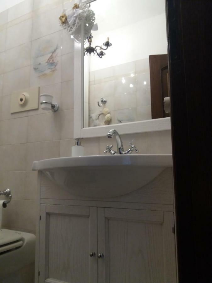 Splendida E Incantevole Casa A Due Passi Dal Mare Viareggio Exterior foto